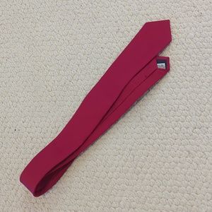 Tie Bar - Red Linen/Silk Tie